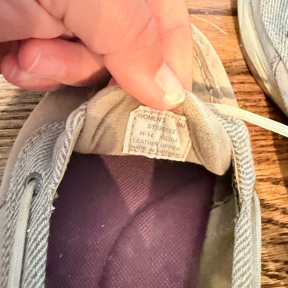 Sperry Boat Shoe - Picture 5 of 5